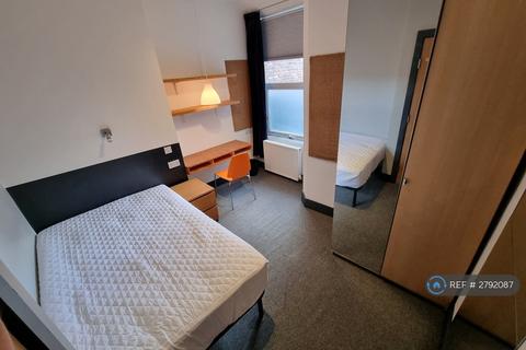 undefined, Great Western St, Fallowfield, M14