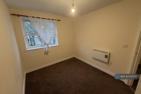 undefined, Commercial St, Hyde, SK14