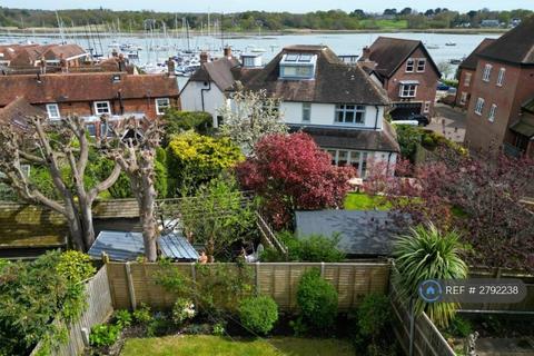 undefined, River Green Hamble, Southampton, SO31