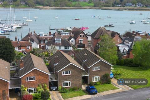 undefined, River Green Hamble, Southampton, SO31