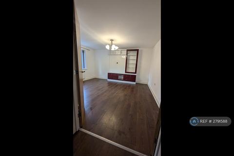 4 bedroom detached house to rent, Threlkeld Close, High Wycombe, HP11