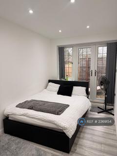 undefined, Burnham, Slough, SL1