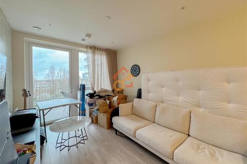 3 bedroom flat to rent, Celeste House, 4 Belgrave Road, London HA0