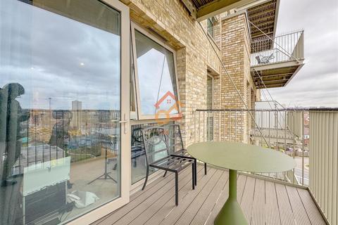 3 bedroom flat to rent, Celeste House, 4 Belgrave Road, London HA0