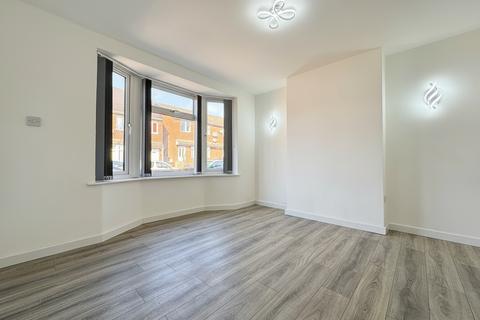 3 bedroom house to rent, Roderick Street, Basford NG6