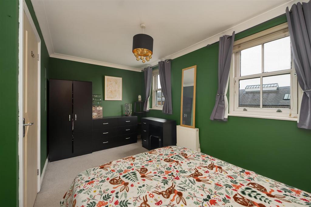 Falcon Close, Herne Bay