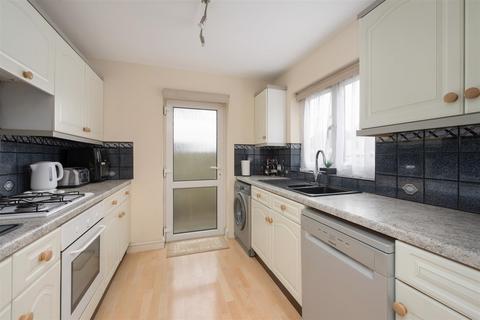 3 bedroom detached house for sale, Pinewood Close, Ramsgate