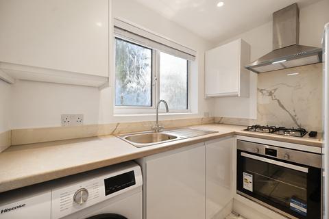 1 bedroom flat to rent, Curwen Road, London W12