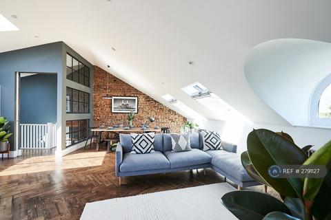 3 bedroom flat to rent, Knollys Road, London, SW16