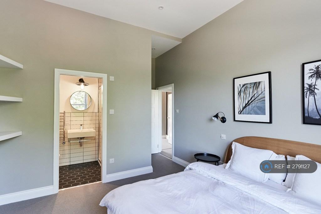 Bedroom 1 With Ensuite
