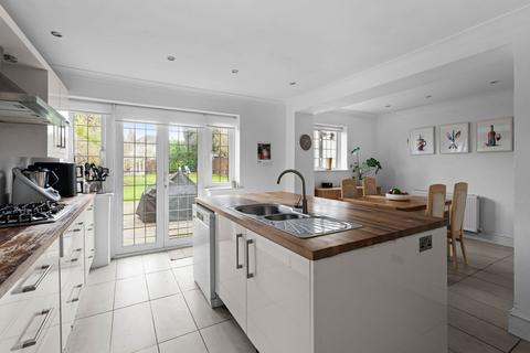undefined, Montague Avenue, South Croydon CR2