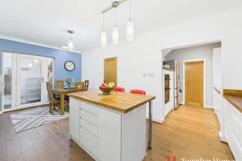 undefined, Blacksmiths Lane, Rainham
