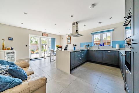 3 bedroom detached house for sale, Damson View, Eckington, WR10
