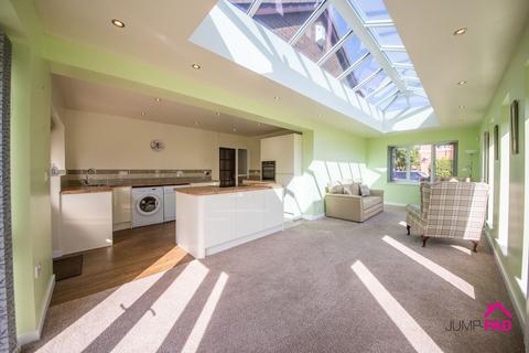 undefined, Heath Road, Ashton-In-Makerfield, WN4