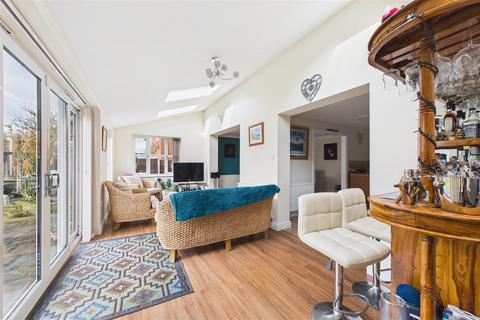 4 bedroom detached house for sale, The Paddock, Beckingham, Lincoln