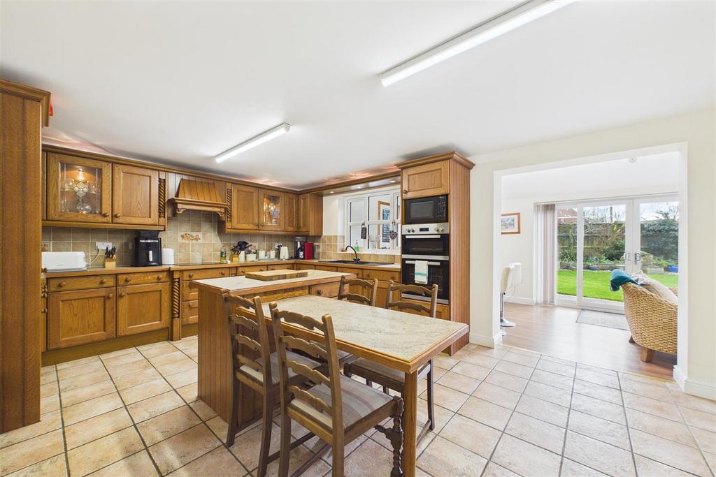 Breakfast Kitchen