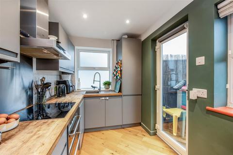 4 bedroom semi-detached house for sale, Deverell Place, Purbrook