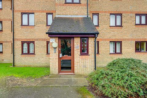 undefined, Sandon Close, Rochford, SS4