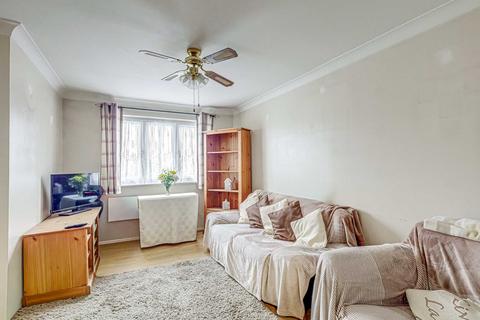 undefined, Sandon Close, Rochford, SS4