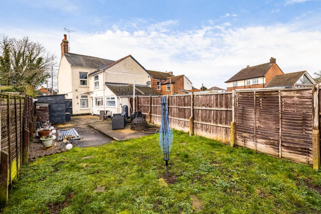 13 Station Street (Holbeach)-11