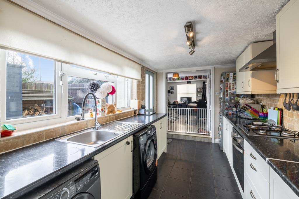 13 Station Street (Holbeach)-17