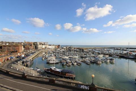 2 bedroom apartment for sale, Albert Road, Ramsgate CT11