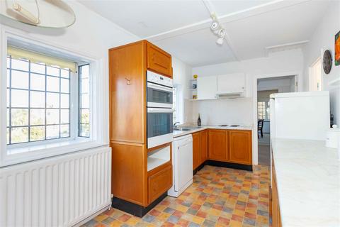 3 bedroom detached house for sale, Brighton Road, Lancing