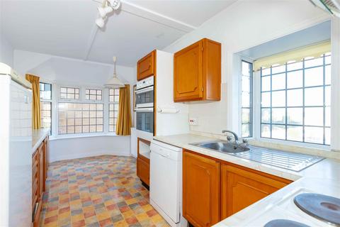 3 bedroom detached house for sale, Brighton Road, Lancing