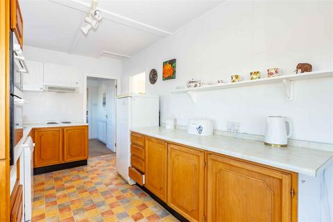 3 bedroom detached house for sale, Brighton Road, Lancing