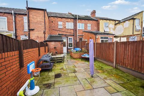 2 bedroom terraced house for sale, Elizabeth Street, Wakefield, West Yorkshire