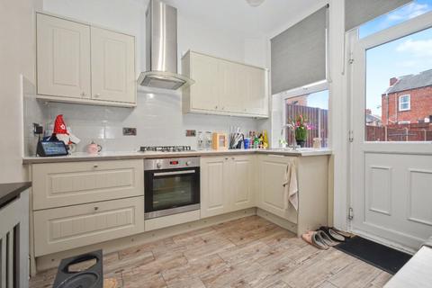 2 bedroom terraced house for sale, Elizabeth Street, Wakefield, West Yorkshire