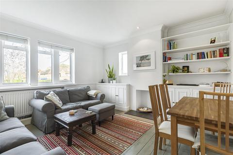 1 bedroom flat for sale, Dover House Road, Putney, SW15
