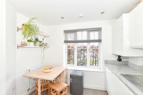 undefined, Foxglove Drive, Crawley RH10