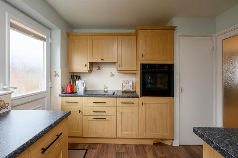 3 bedroom detached bungalow for sale, Swainsea Drive, Pickering YO18