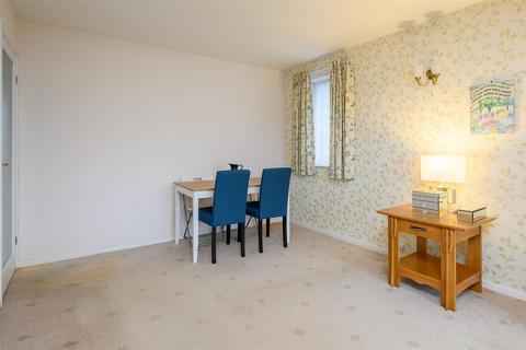 3 bedroom detached bungalow for sale, Swainsea Drive, Pickering YO18