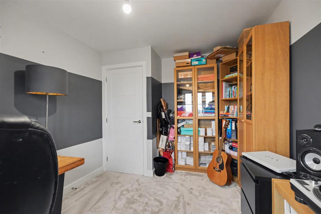 Bedroom 4 2.jpeg
