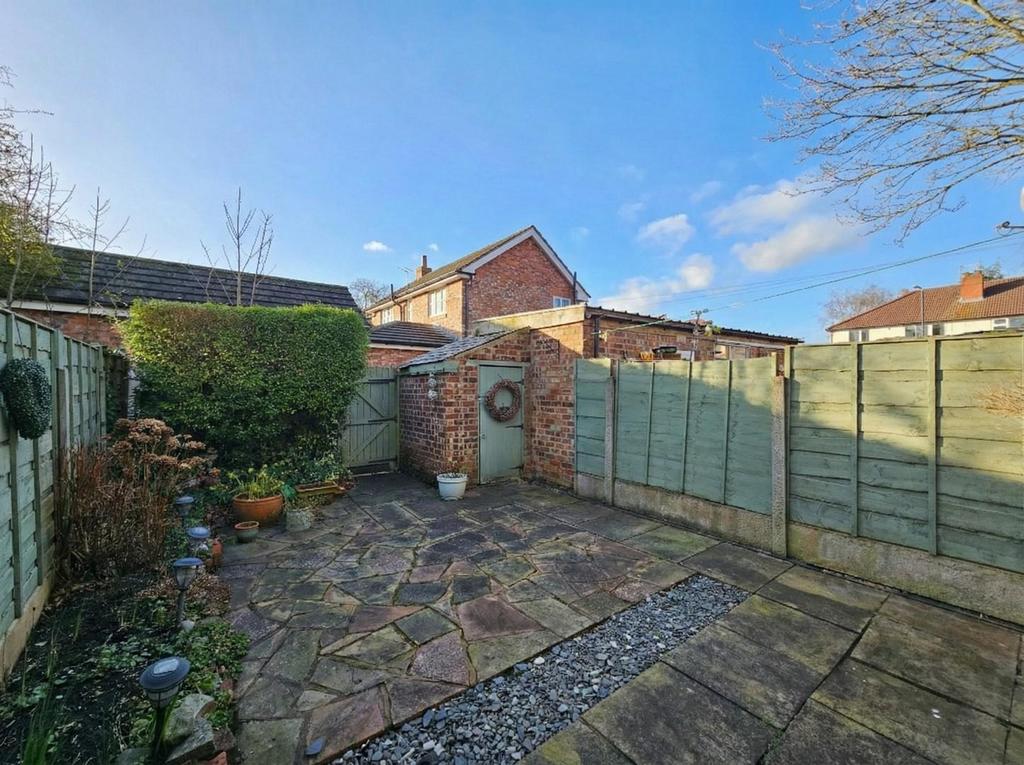 Courtyard Garden
