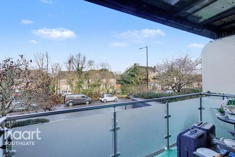 2 bedroom apartment for sale, Bramley Road, London