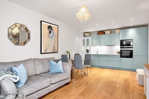 undefined, Kings Drive, Midhurst GU29