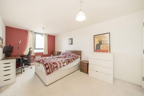 1 bedroom flat to rent, Wapping Lane, London E1W