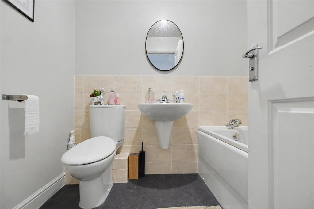 Bathroom.jpeg