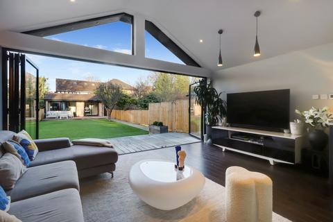 4 bedroom semi-detached house for sale, Summer Road, East Molesey, KT8
