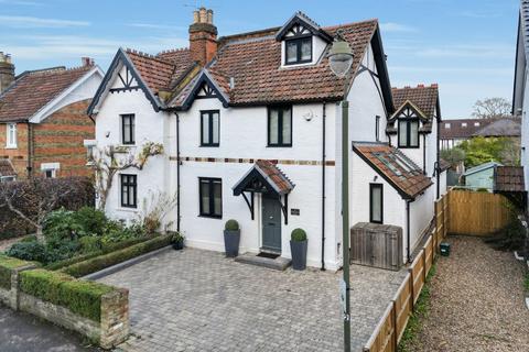 undefined, Summer Road, East Molesey, KT8