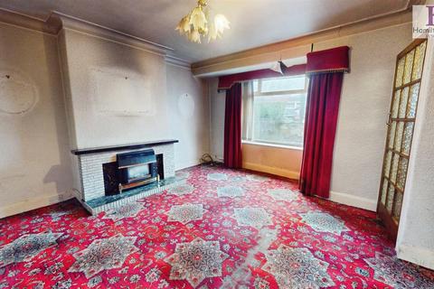 3 bedroom semi-detached house for sale, Newlands Avenue, Northowram, Halifax