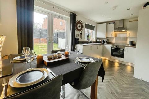 3 bedroom terraced house for sale, Rhodfa Bryn Castell, Bridgend, CF31