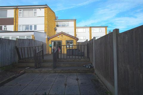4 bedroom terraced house for sale, Meadow Rise, Billericay CM11