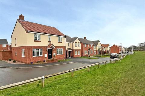 4 bedroom detached house for sale, Davison Drive, Shrewsbury