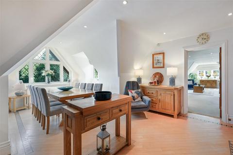 undefined, Holly Hill Drive, Banstead