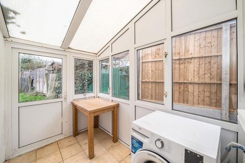 3 bedroom house to rent, Croindene Road, London