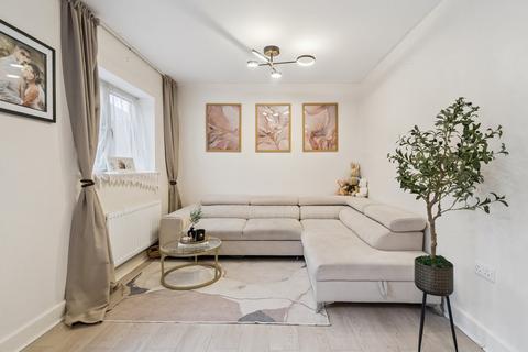 4 bedroom semi-detached house for sale, Century Lane, Slough SL2